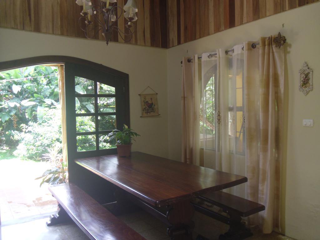 Rio Celeste Backpackers Bijagua Εξωτερικό φωτογραφία
